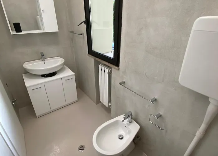 Apartament Ampio In Posizione Strategica *