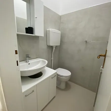 Ampio In Posizione Strategica Apartmán