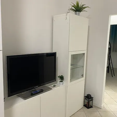 Ampio In Posizione Strategica *