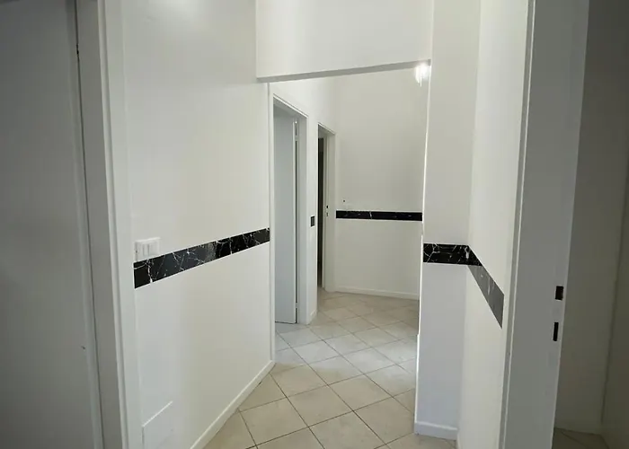 Ampio In Posizione Strategica * ريميني