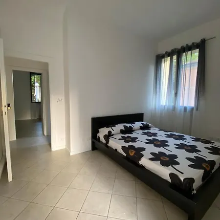 Ampio In Posizione Strategica Apartment